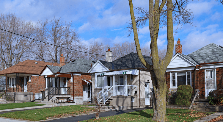 4 Reasons Your House Is High on Every Buyer’s Wish List This Season | Keeping Current Matters